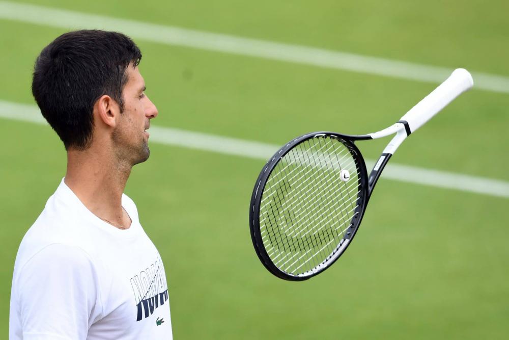 djokovic-head-pro-stock-racquet.jpg